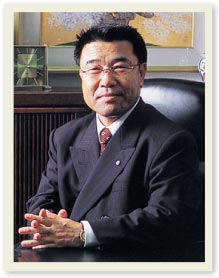 photo:President Akimitsu kono
